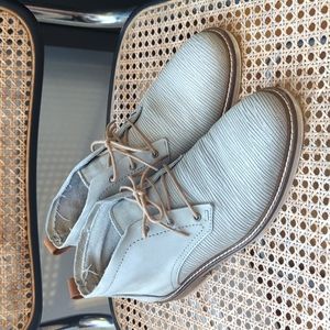 Mens light grey Pajar boot